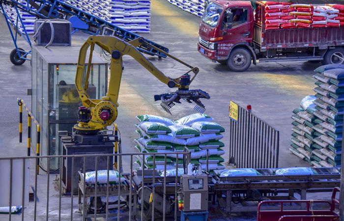 精準(zhǔn)應(yīng)對(duì)交通管制     三保措施產(chǎn)銷(xiāo)兩旺